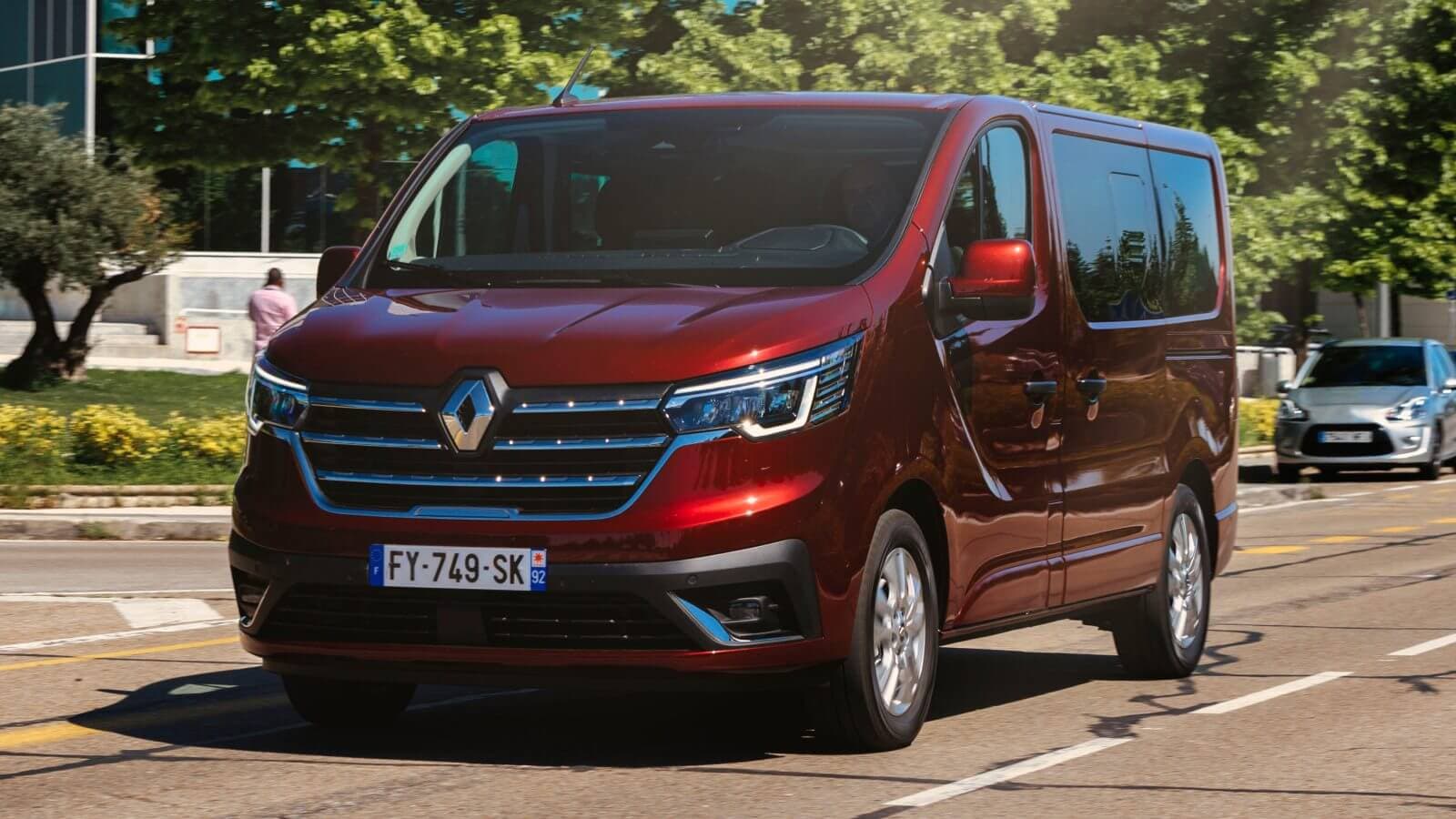 operativny-leasing-renault-trafic-equilibre.jpg