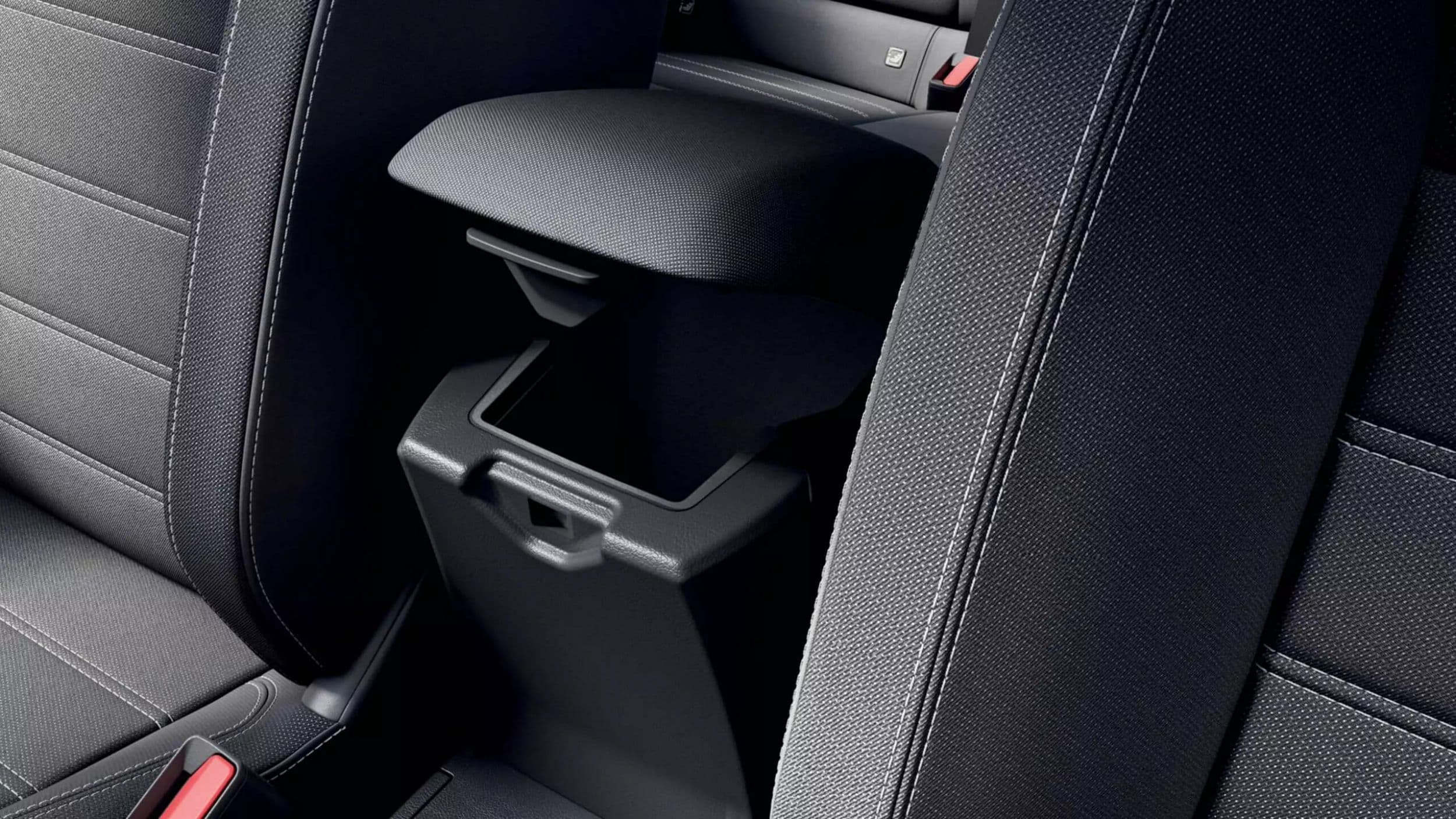 dacia-sandero-expression-detail-payless-lease.jpg