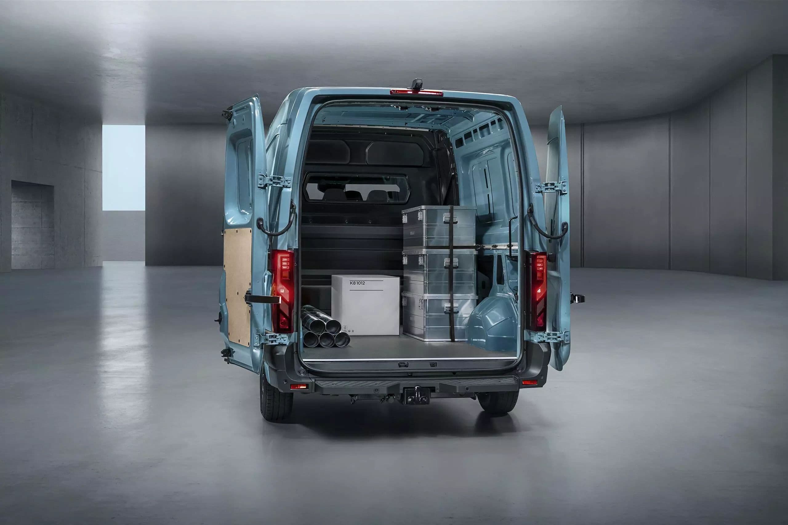 renault-master-kufor-payless-lease.jpg