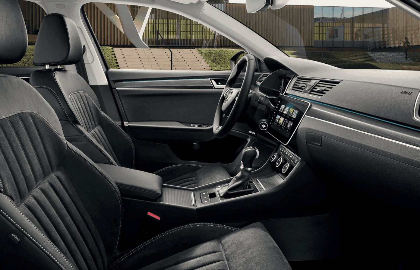 skoda-superb-combi-sedadla-payless-lease.png