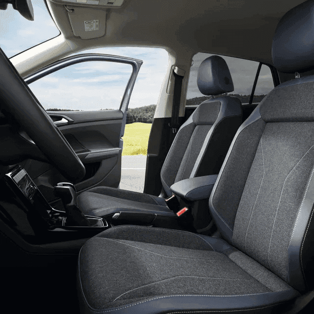 vw-tcross-sedadla-payless-lease.jpg