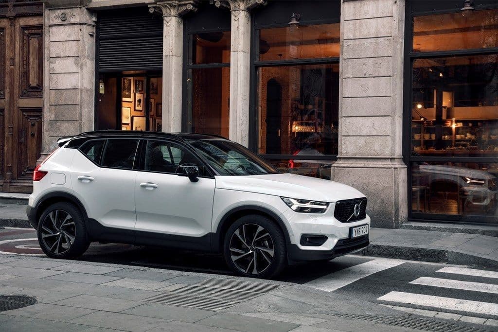 volvo-xc40-exterier-payless-lease.jpg